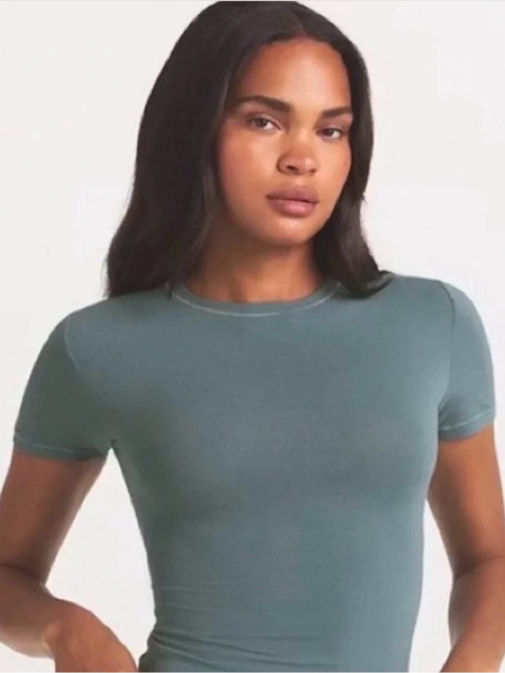 Skims Cotton Jersey T Shirt in Kyanite size S